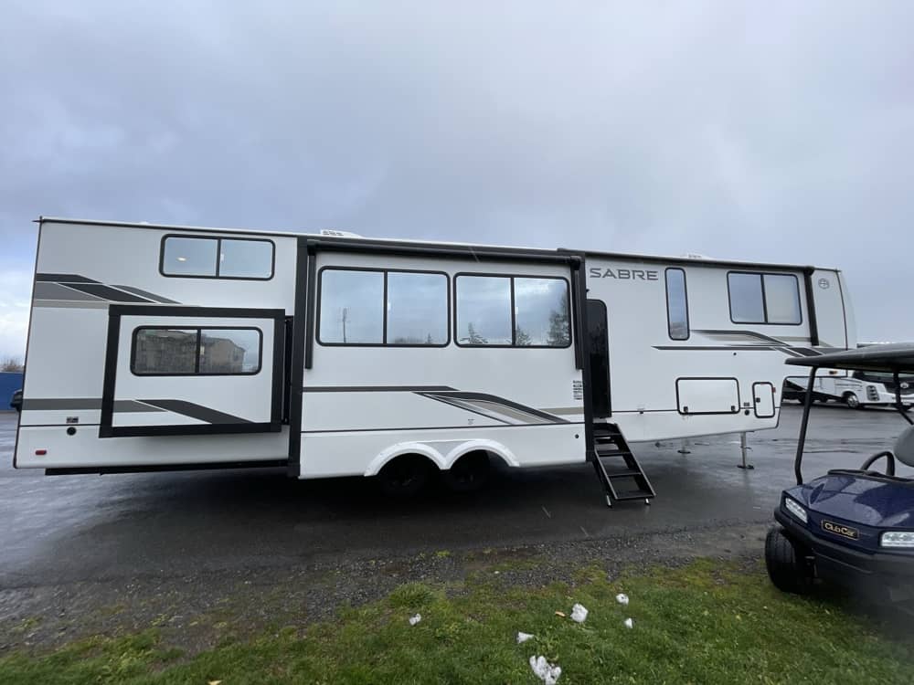 Sabre Luxury Fifth Wheel