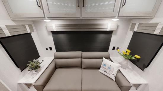 Impression Fifth Wheel